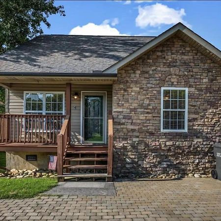 Creekside Cottage*Hot Tub*Entire Home-Pigeon Forge Esterno foto