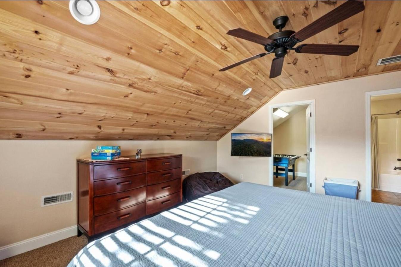 Creekside Cottage*Hot Tub*Entire Home-Pigeon Forge Esterno foto
